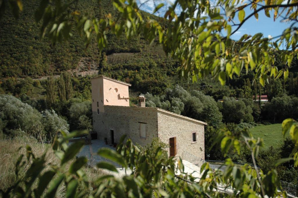 فيلا Agriturismo Casale La Palombara Cerreto di Spoleto المظهر الخارجي الصورة